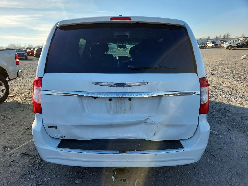 2014 Chrysler Town & Country Touring