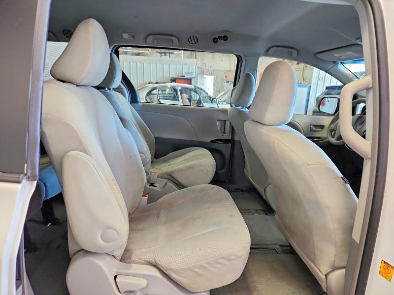 2011 Toyota Sienna Base