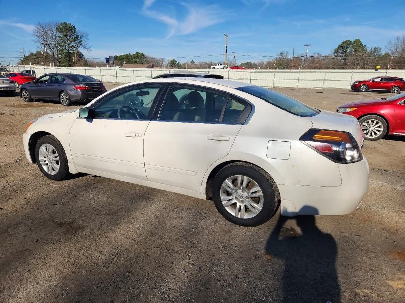2012 Nissan Altima Base