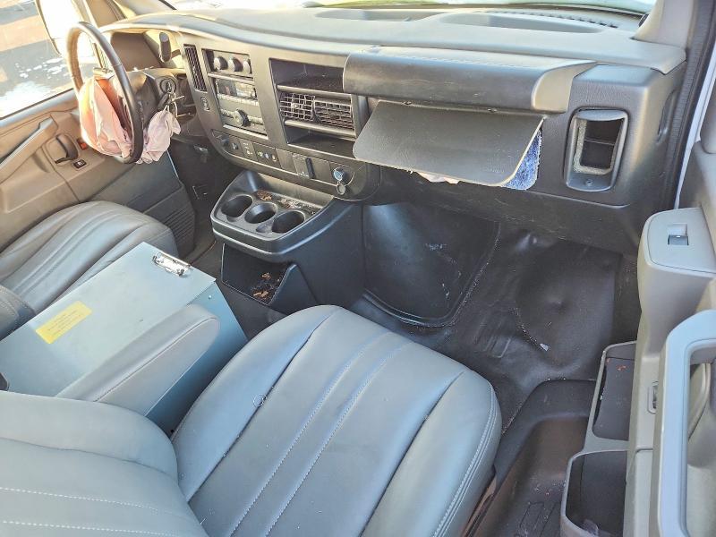 2023 Chevrolet Express 2500 Utility / Service Van