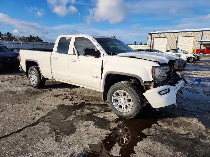 2017 GMC Sierra K1500 slt