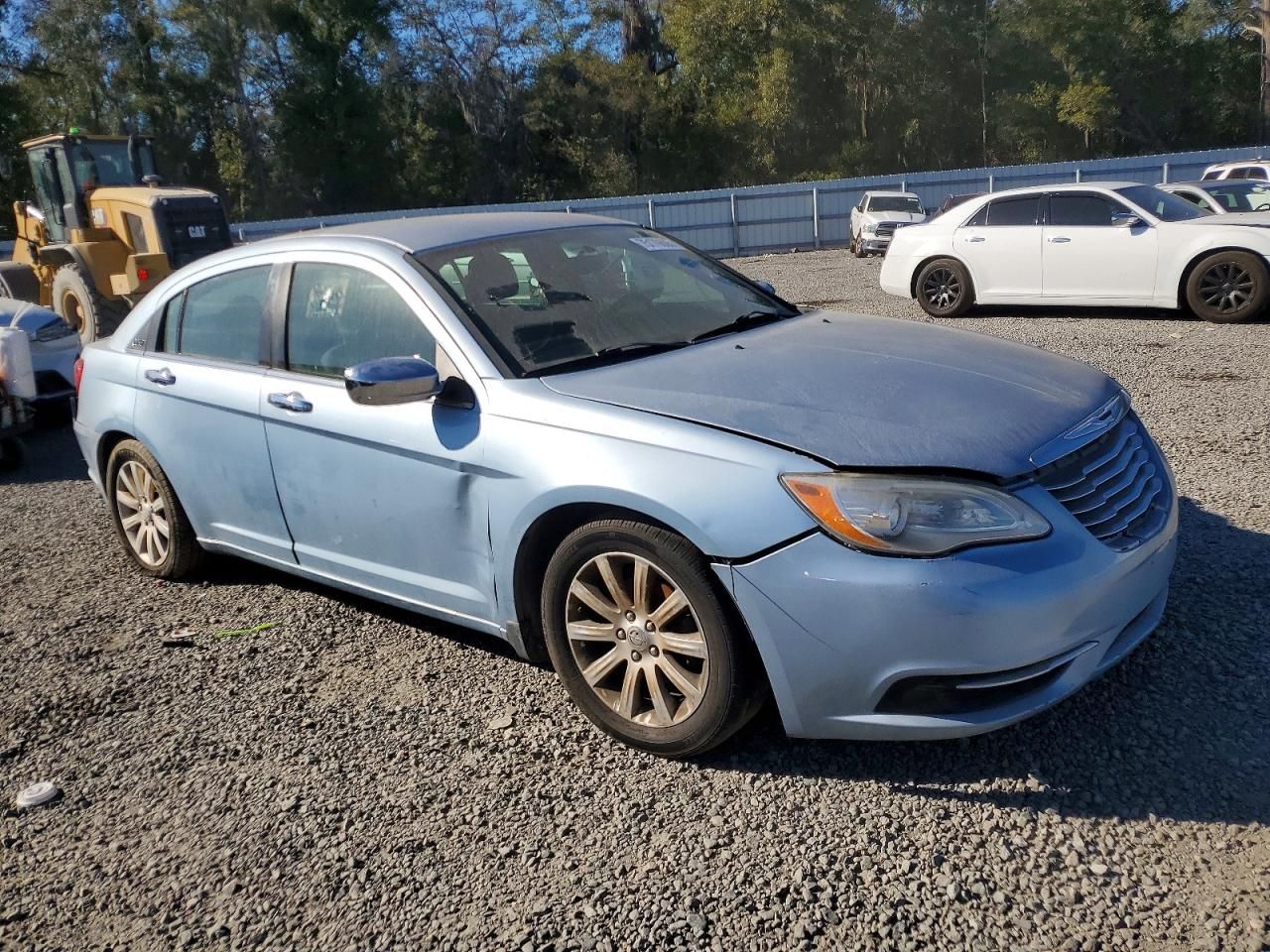 2014 Chrysler 200 Touring