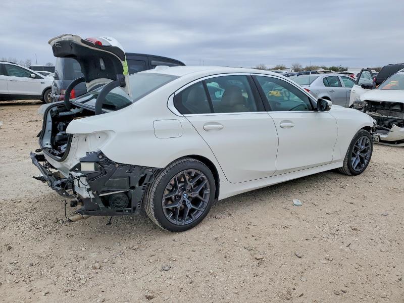 2025 BMW 330xi