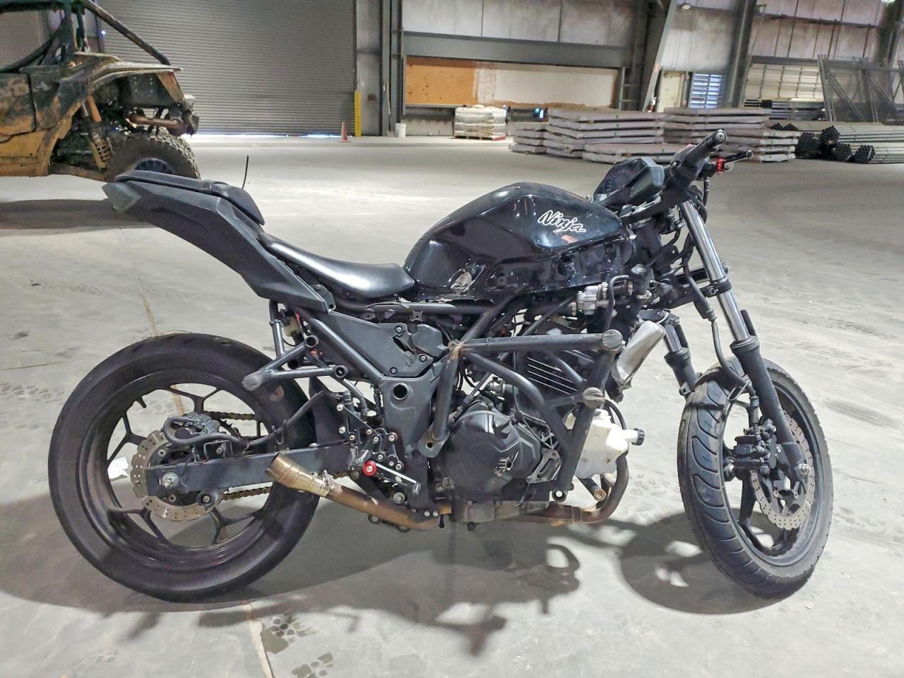 2014 Kawasaki EX300 A