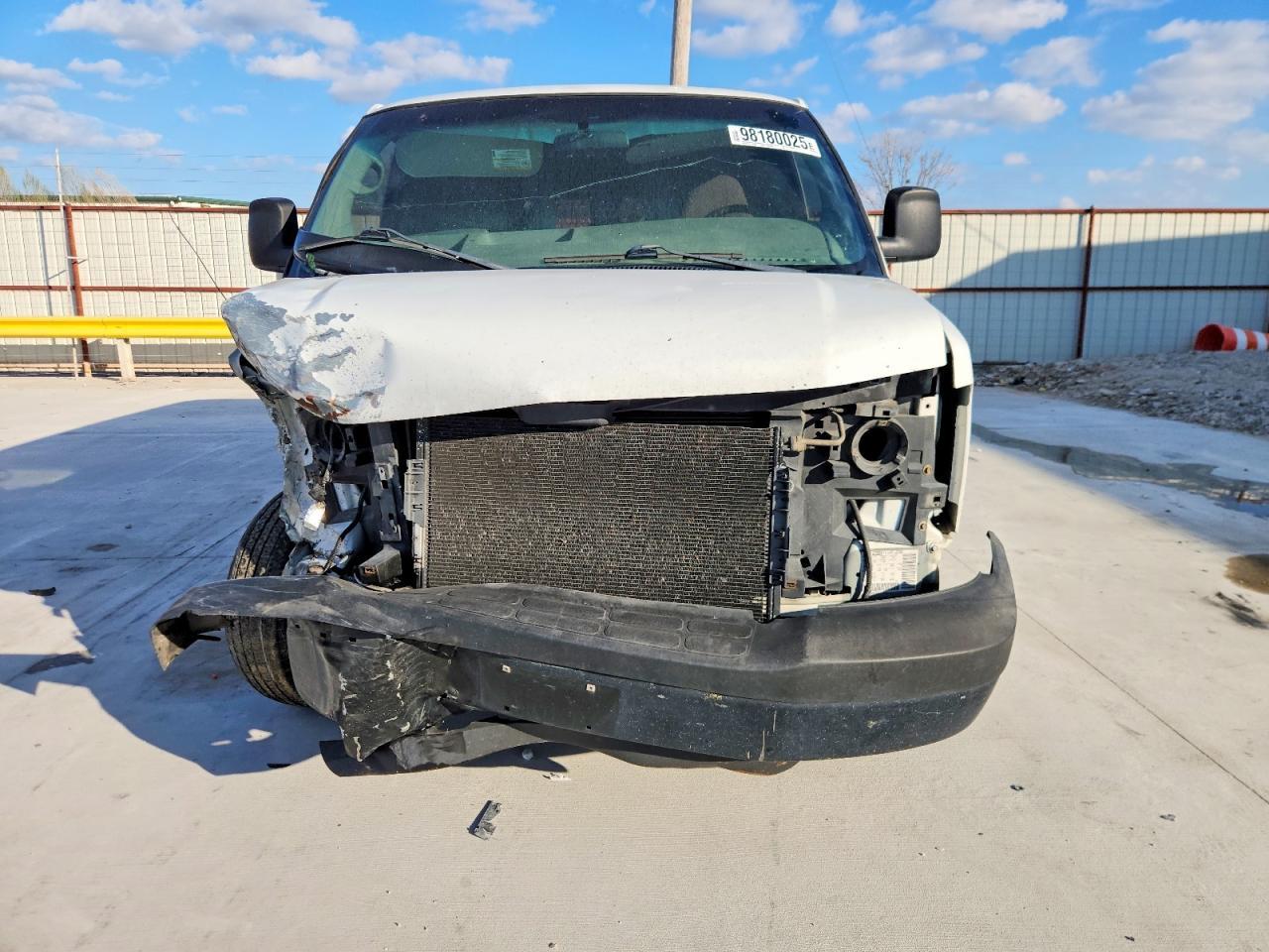 2004 Chevrolet Express 2500 Delivery Van