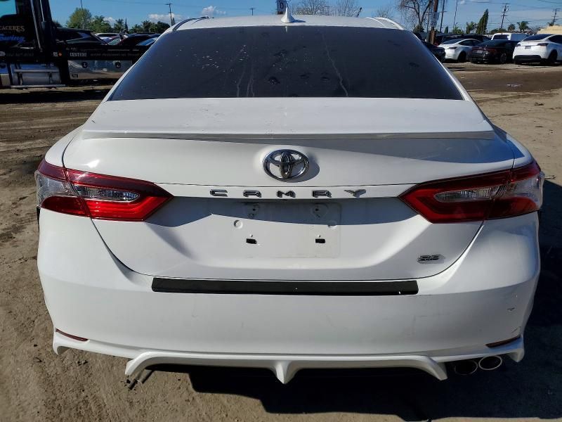 2020 Toyota Camry se