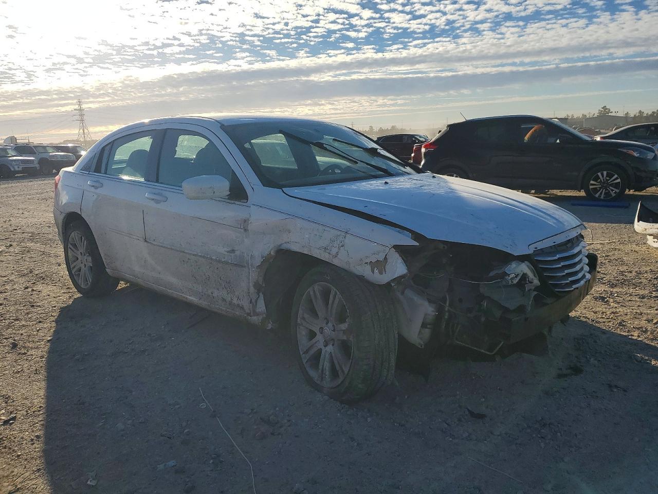 2012 Chrysler 200 lx