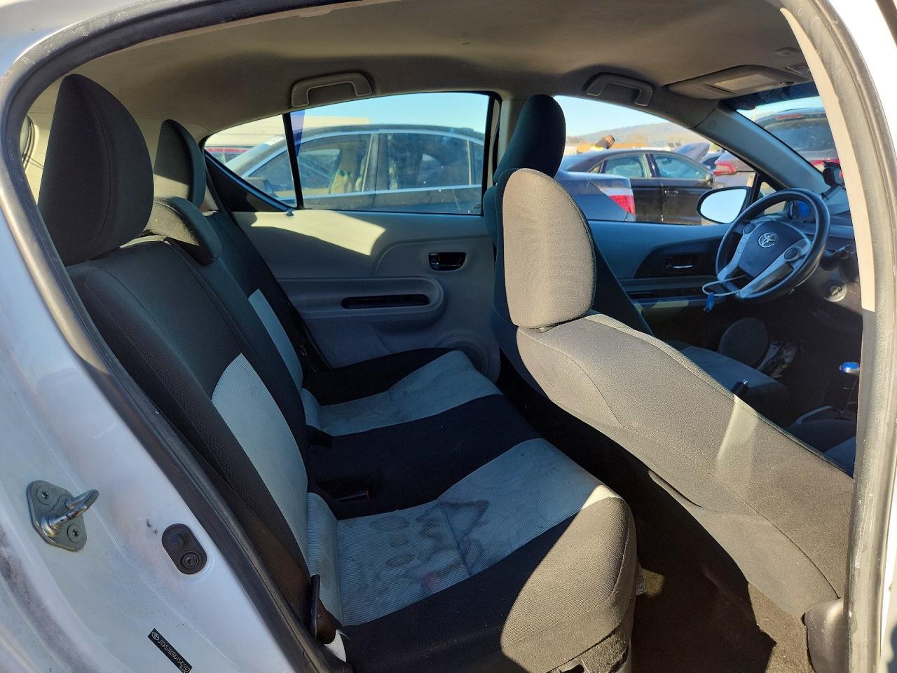 2013 Toyota Prius c
