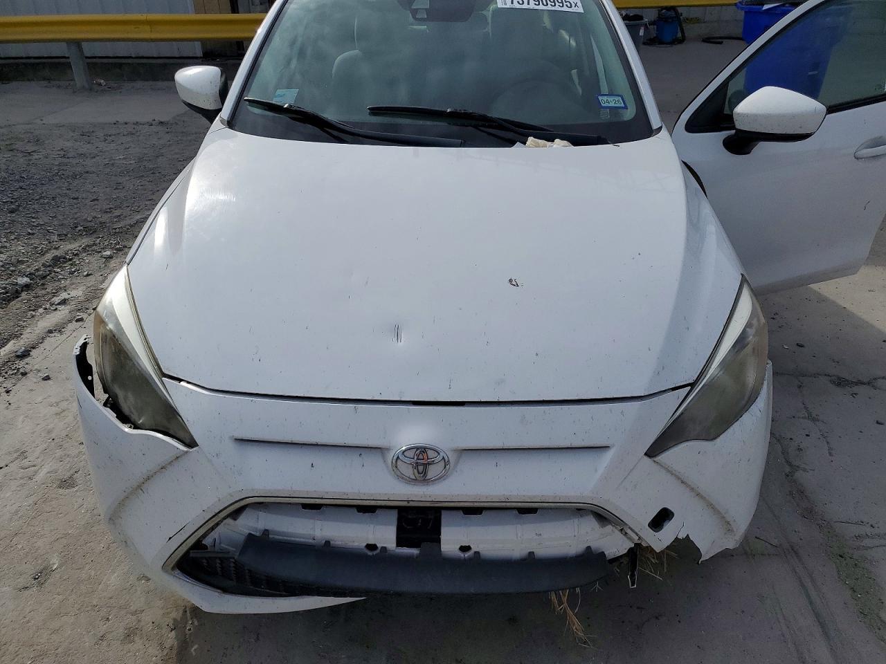 2019 Toyota Yaris le