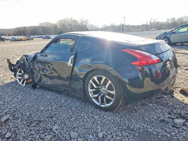 2014 Nissan 370z Base