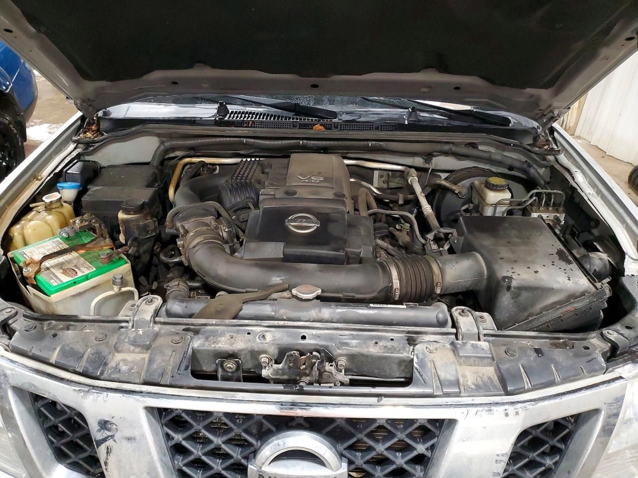 2012 Nissan Frontier s