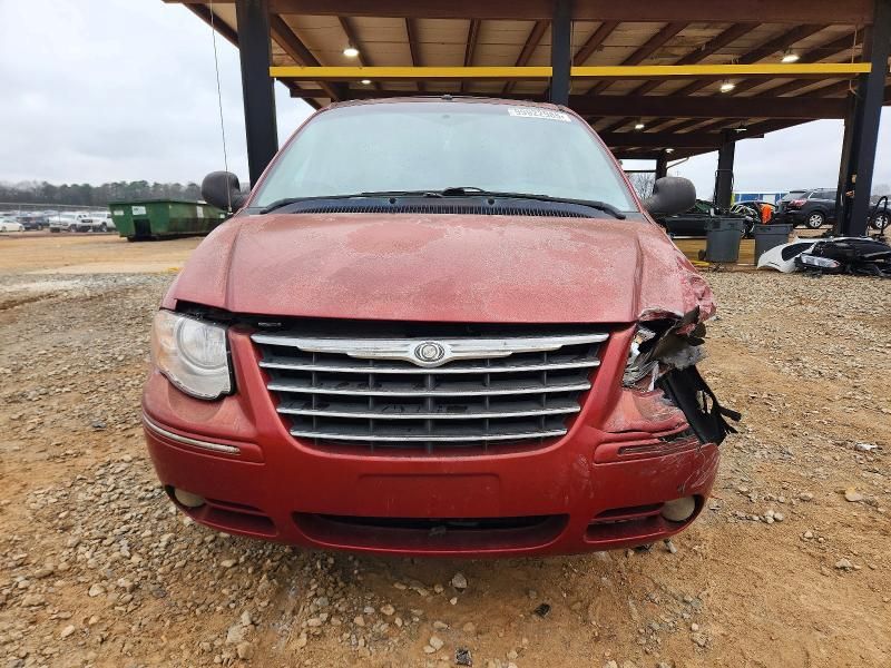 2006 Chrysler Town & Country Touring