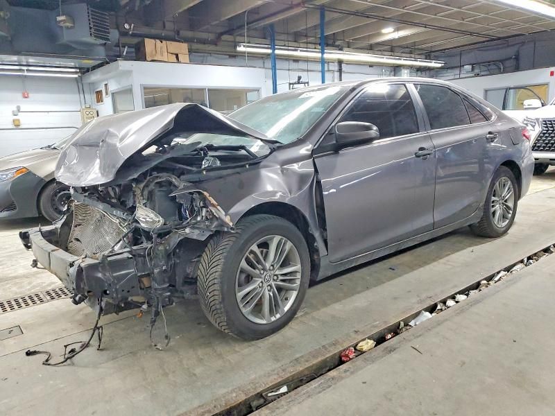 2016 Toyota Camry le