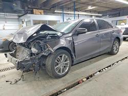 Vehiculos salvage en venta de Copart Wheeling, IL: 2016 Toyota Camry le
