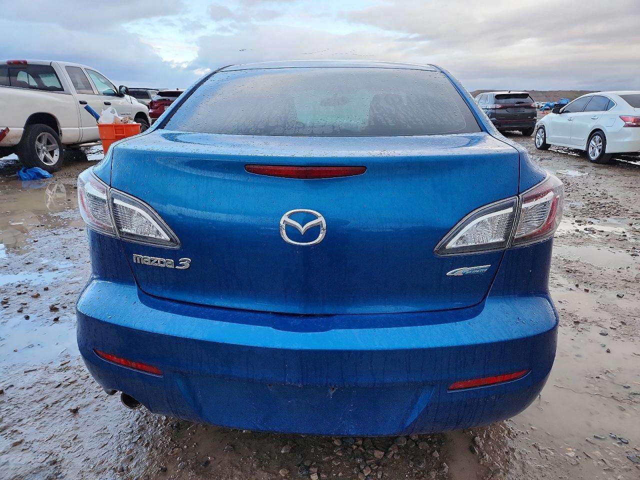 2012 Mazda 3 I