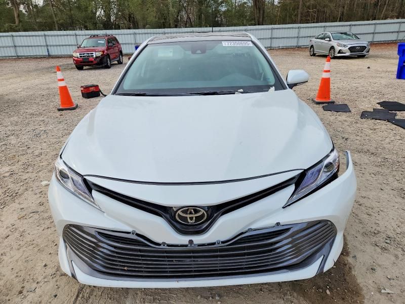 2020 Toyota Camry xle