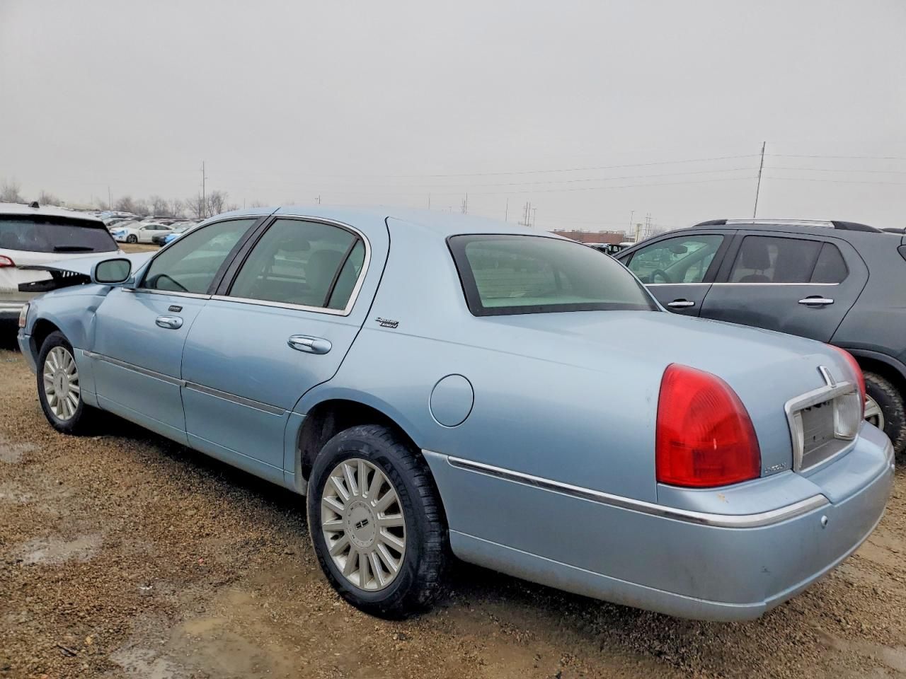 2005 Lincoln Town car Signature Limited