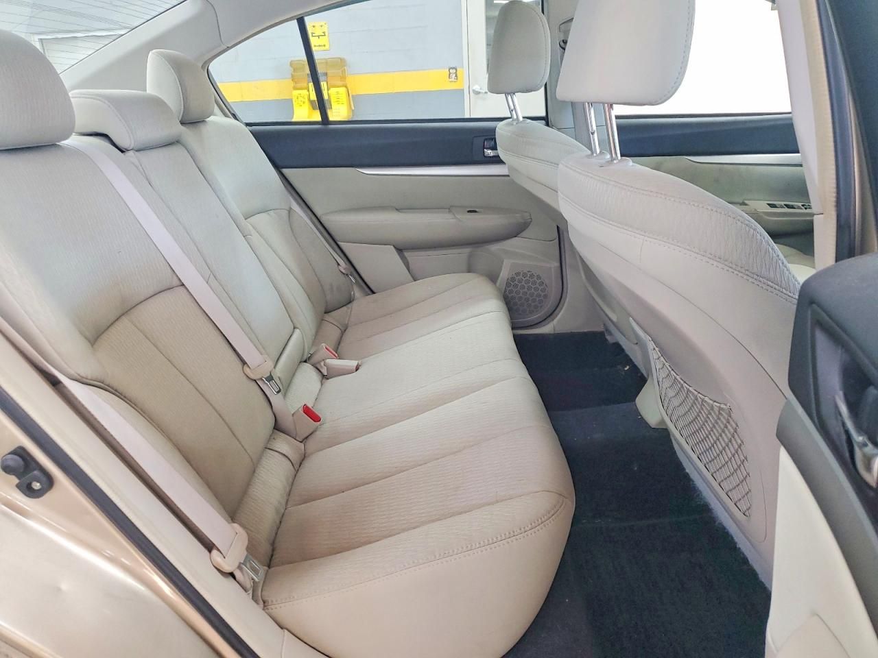 2010 Subaru Legacy 2.5i Premium