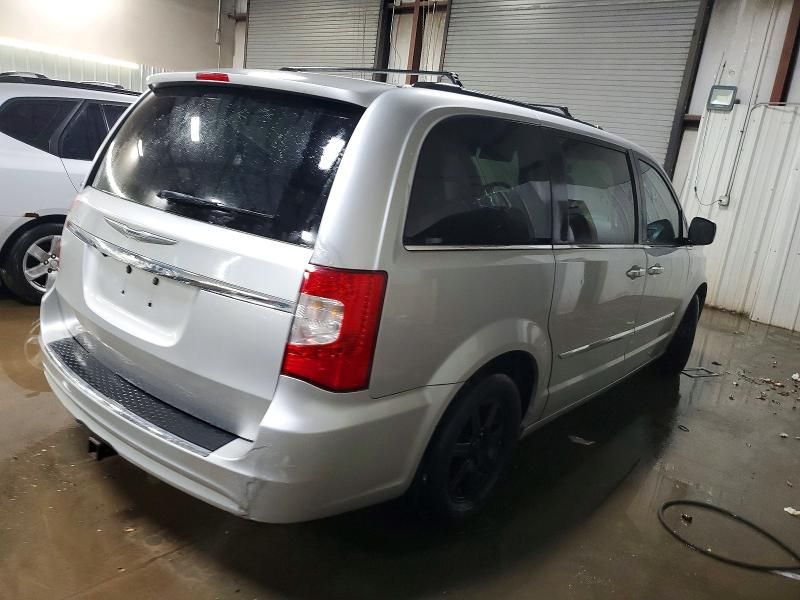 2012 Chrysler Town & Country Touring