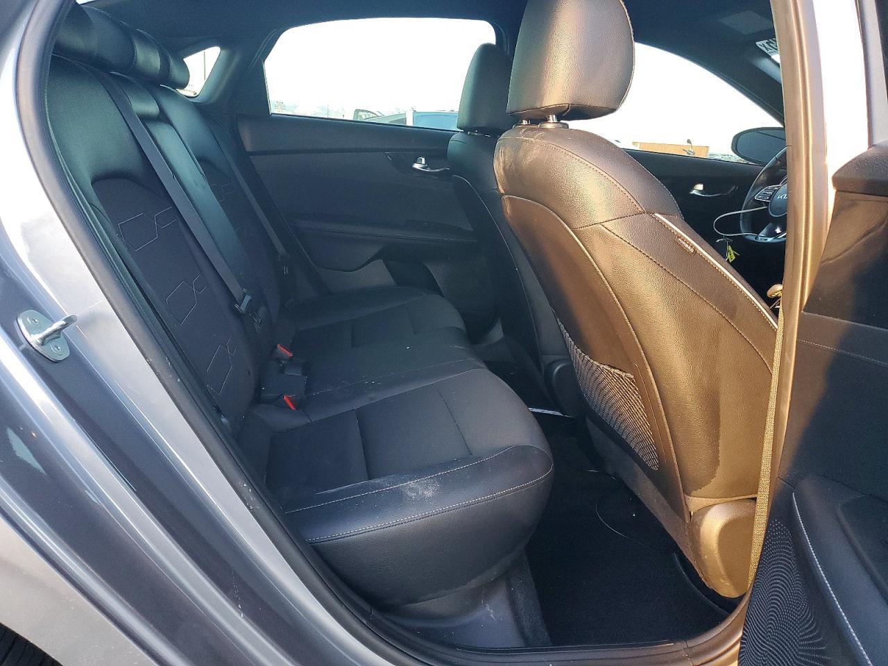 2024 KIA Forte gt Line
