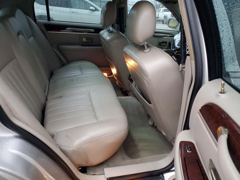 2007 Lincoln Town car Signature