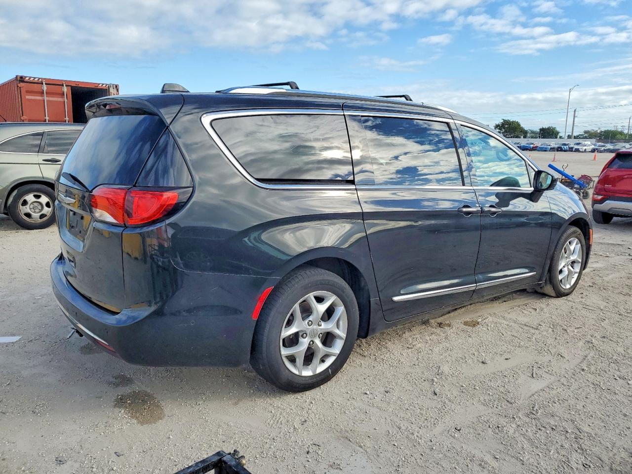 2017 Chrysler Pacifica Touring l Plus