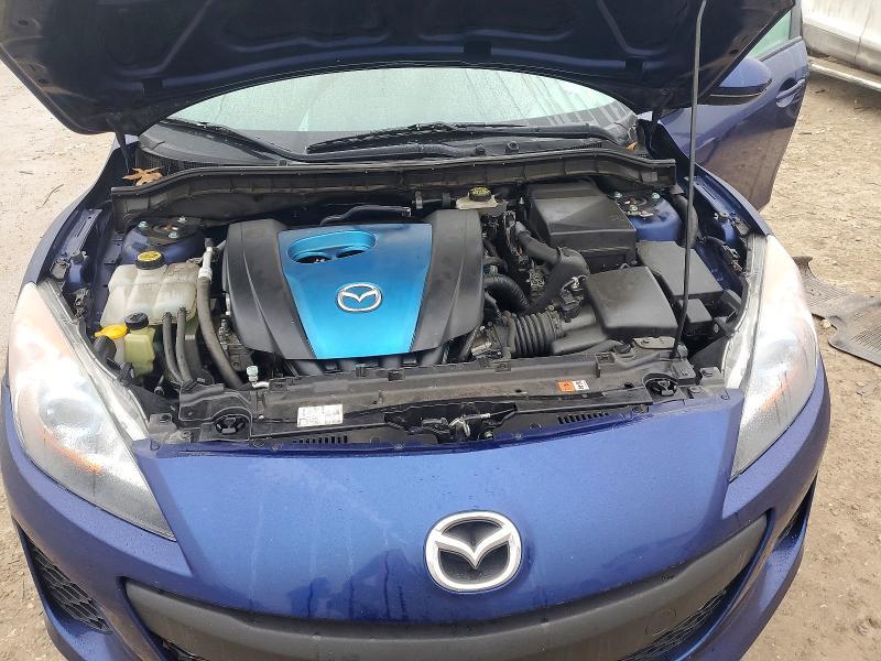 2013 Mazda 3 I