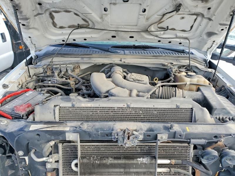 2008 Ford F350 Super Duty Flatbed Truck