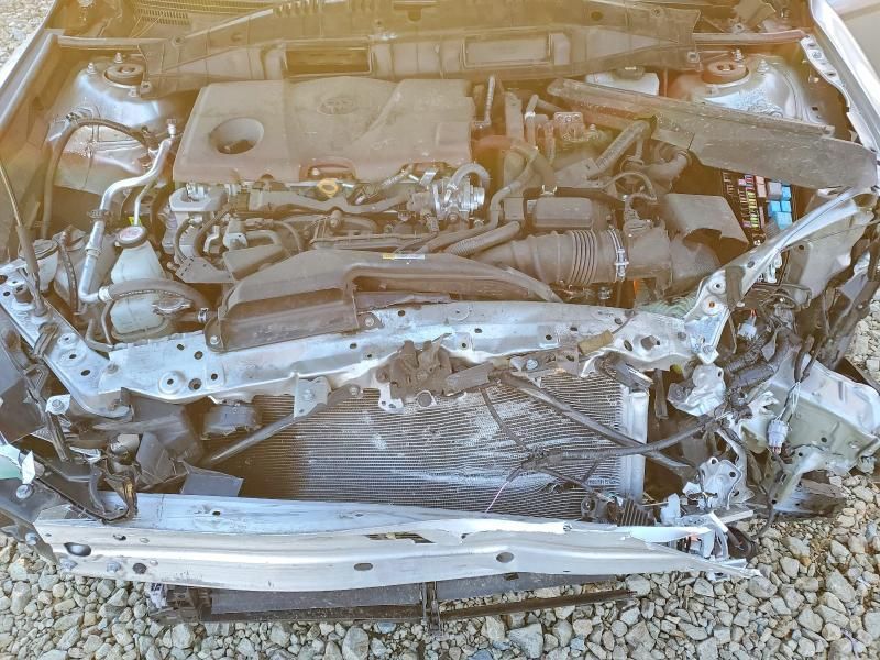 2022 Toyota Camry le