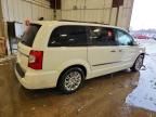 2015 Chrysler Town & Country Touring l