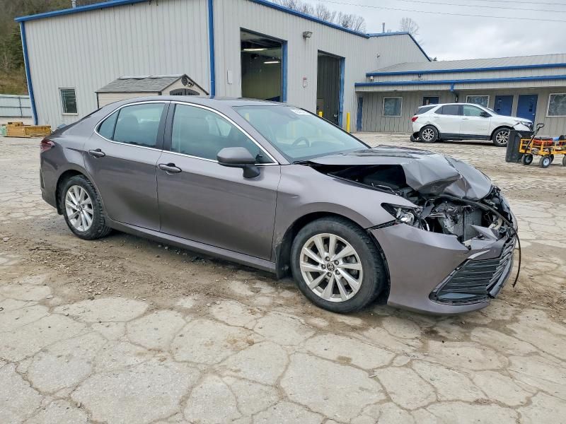 2023 Toyota Camry le