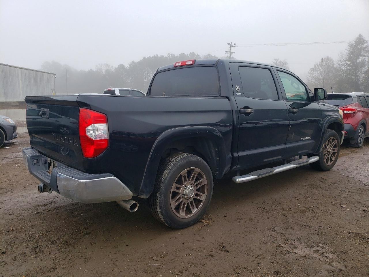 2016 Toyota Tundra SR5