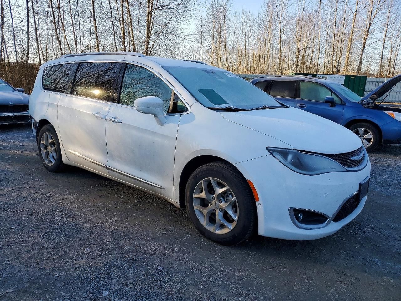 2020 Chrysler Pacifica Touring l