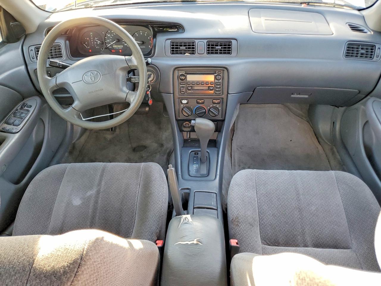 2000 Toyota Camry ce