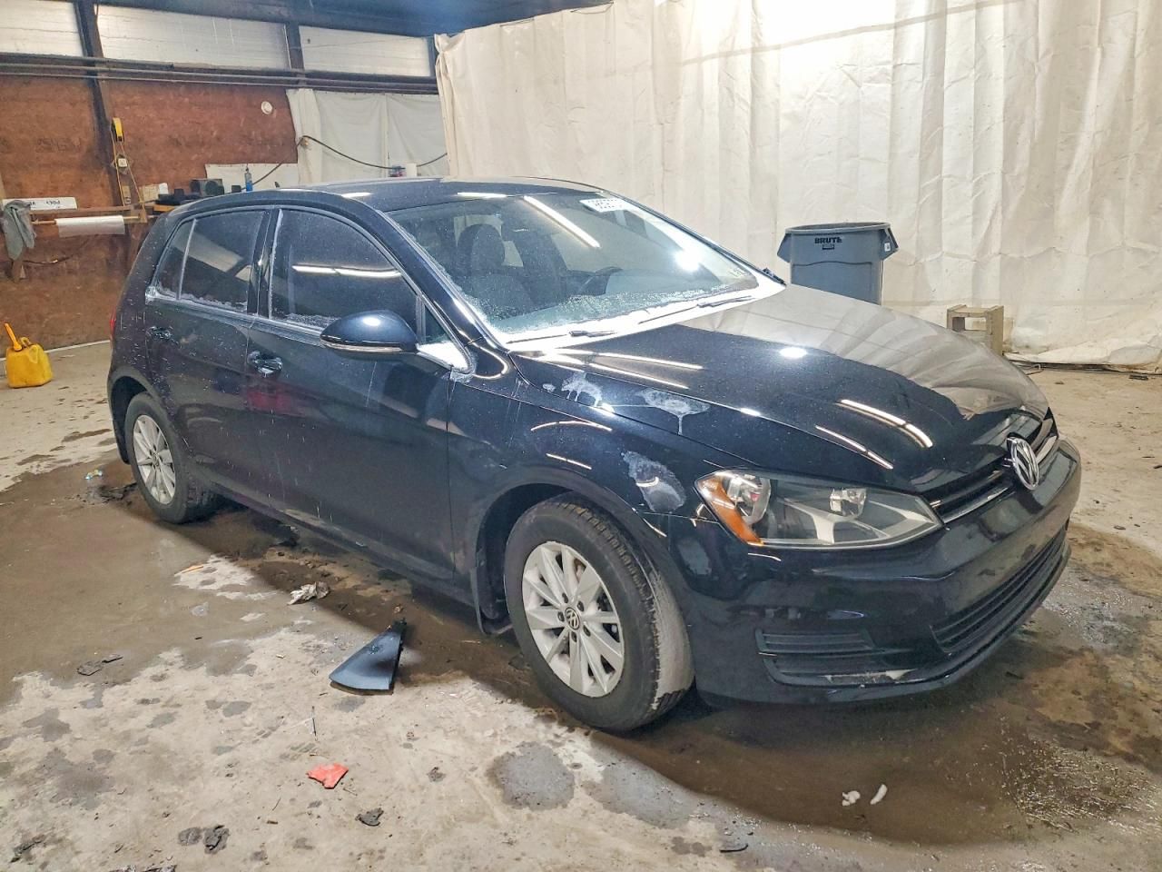 2016 Volkswagen Golf s