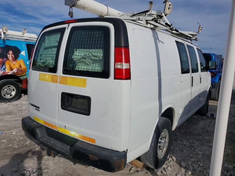 2013 Chevrolet Express 2500 Utility / Service van