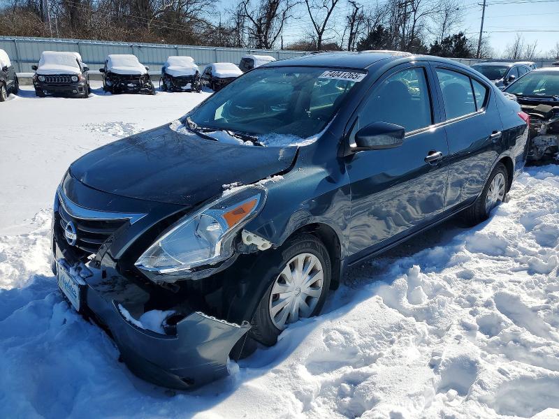 2016 Nissan Versa s