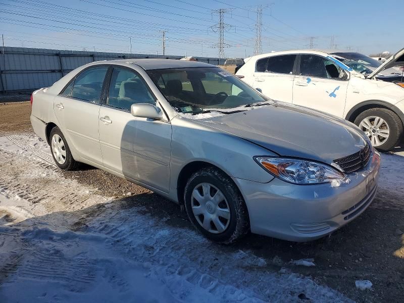 2004 Toyota Camry le