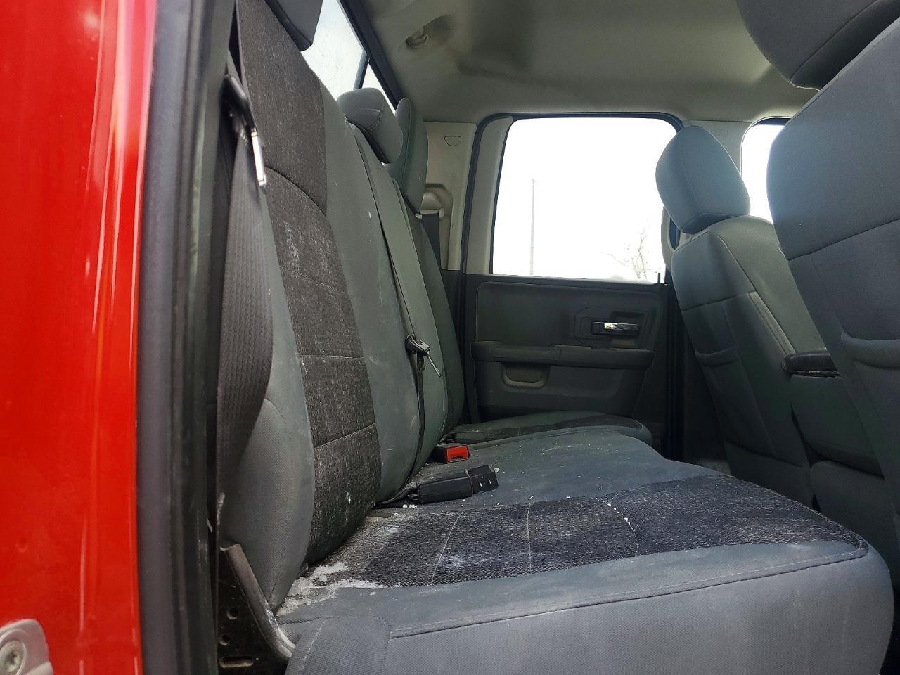 2013 Dodge Ram 1500 slt