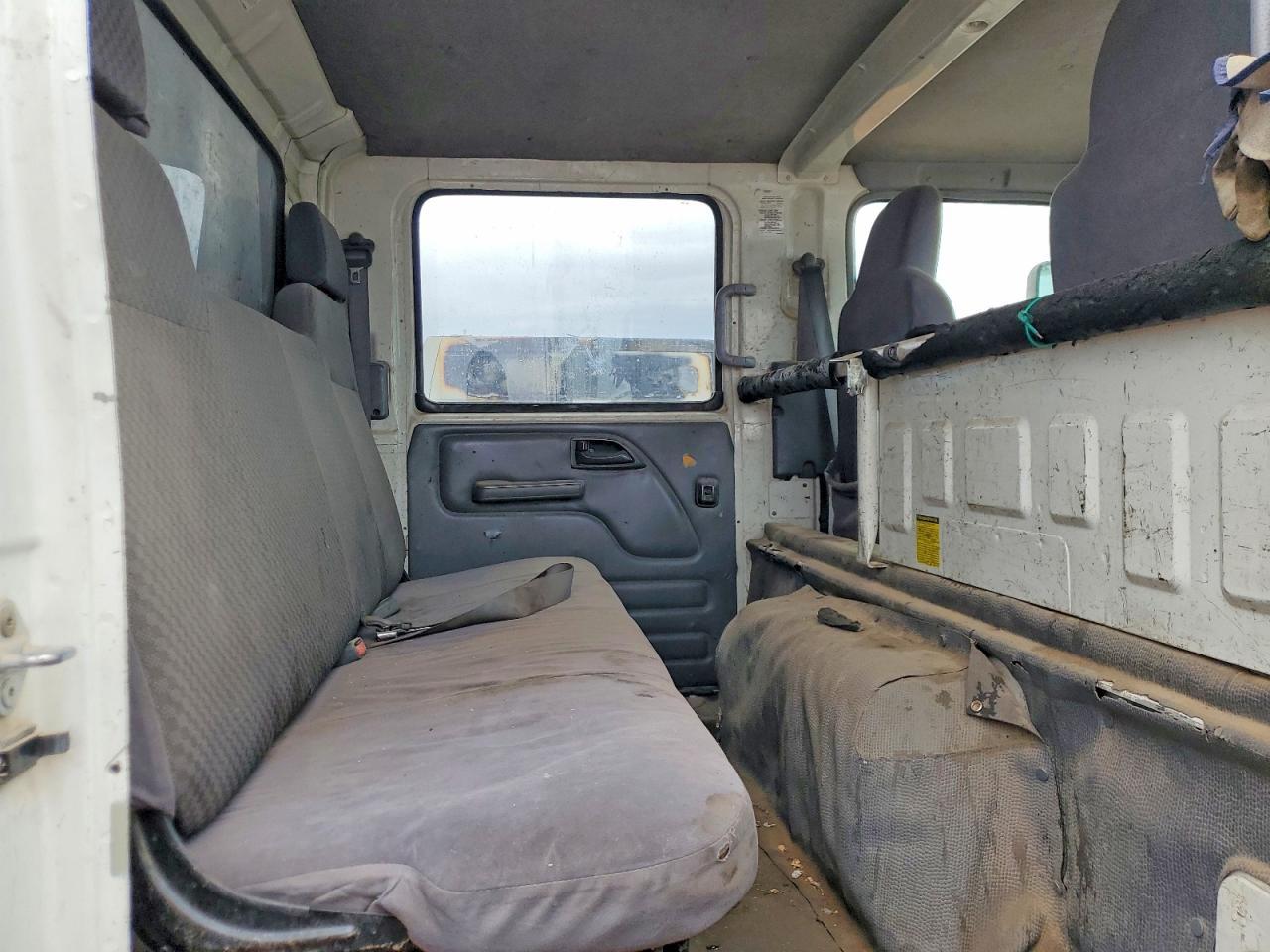 2010 Isuzu NQR Dump Truck