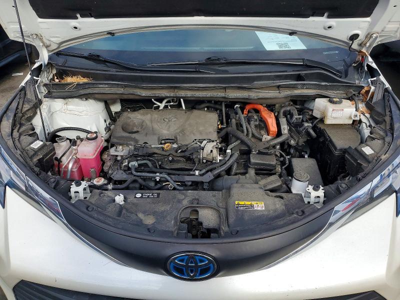 2021 Toyota Sienna xle