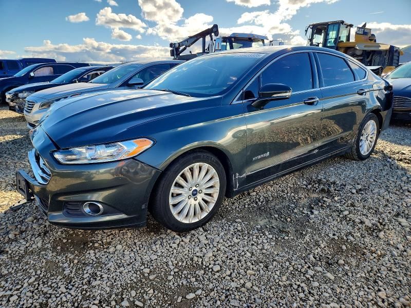 2016 Ford Fusion se Hybrid