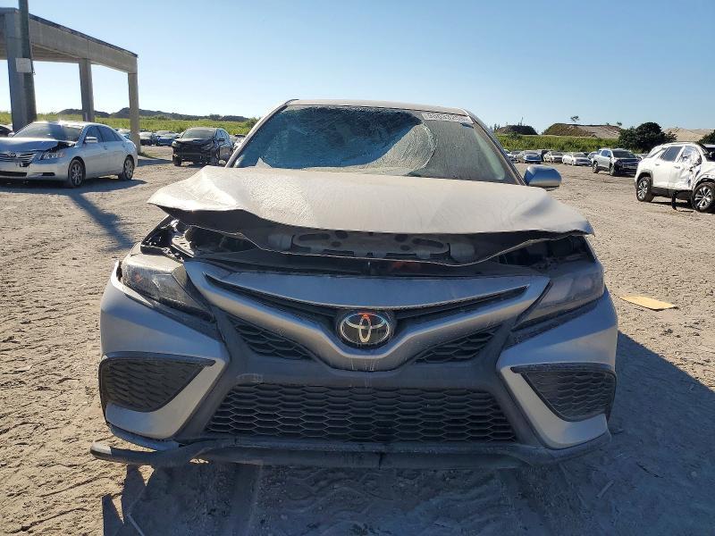 2024 Toyota Camry se Night Shade