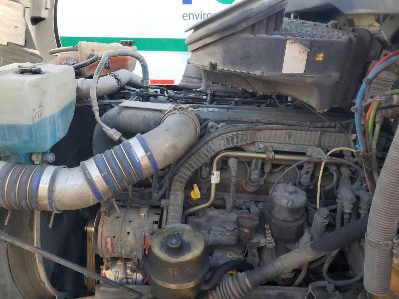 2020 Peterbilt 579 Semi Truck