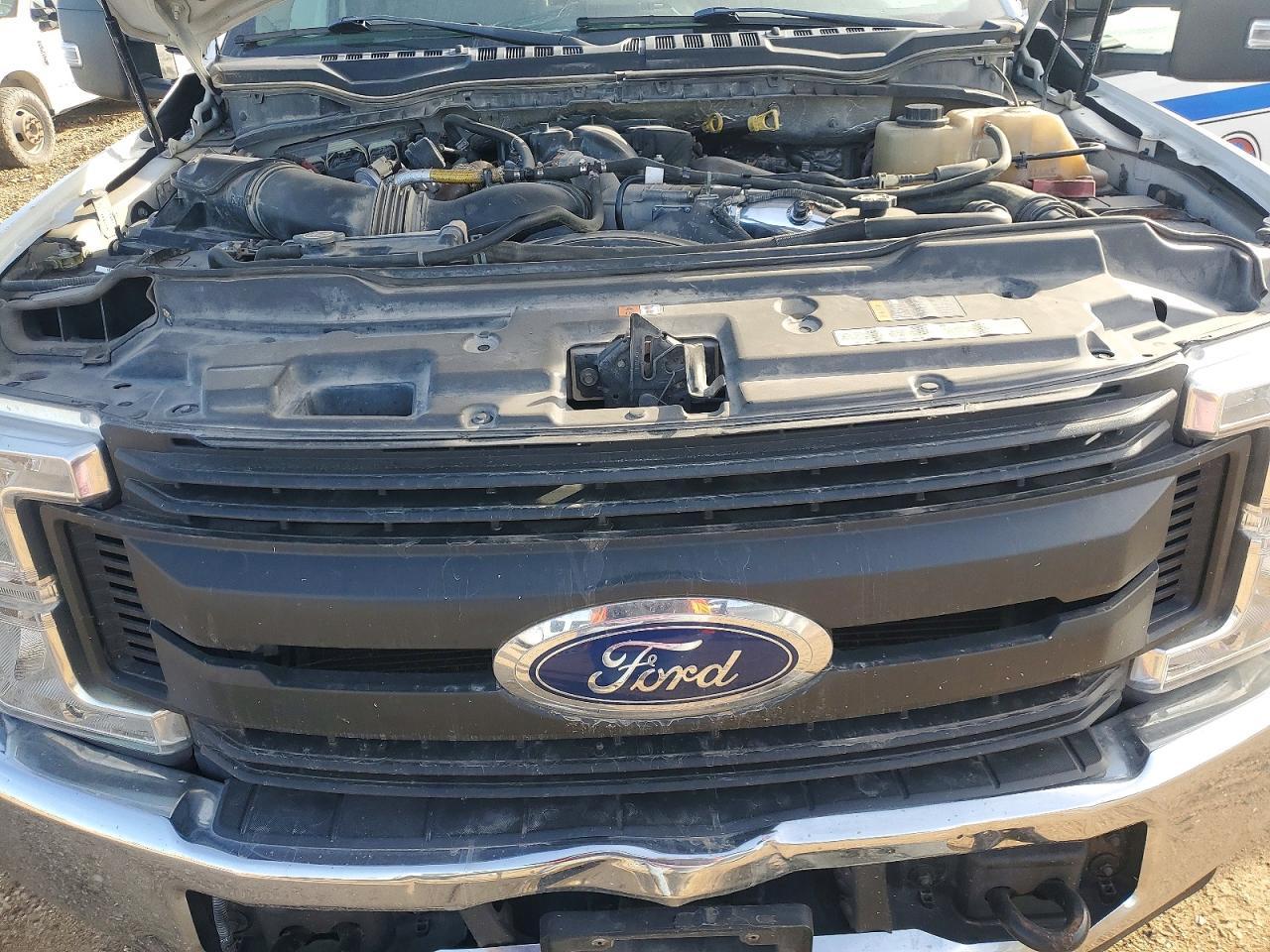 2017 Ford F550 Super Duty Utility / Service Truck