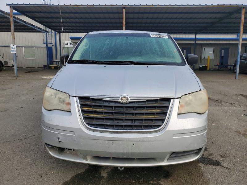 2008 Chrysler Town & Country lx