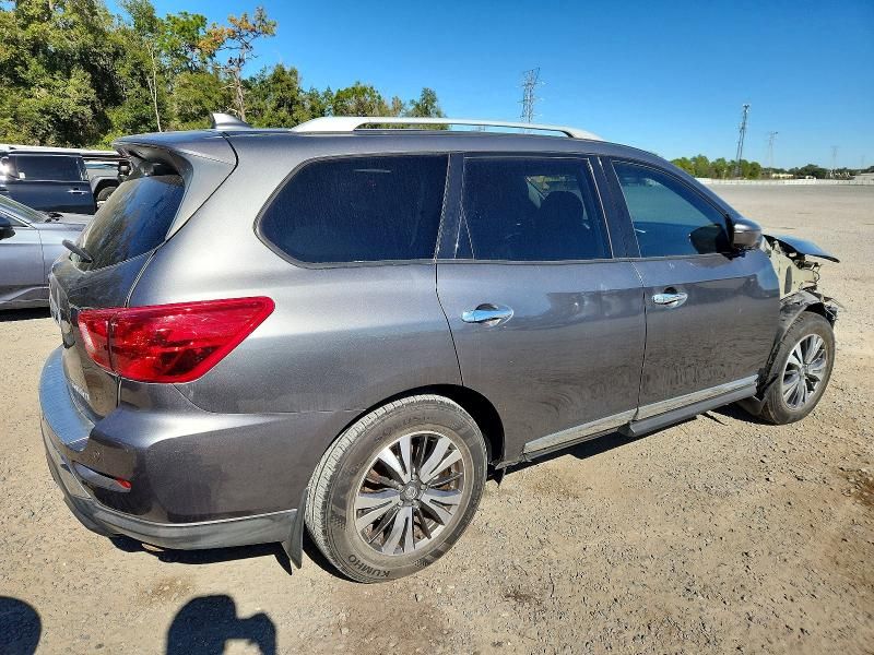 2020 Nissan Pathfinder Platinum