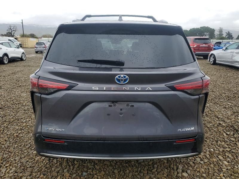 2025 Toyota Sienna Limited