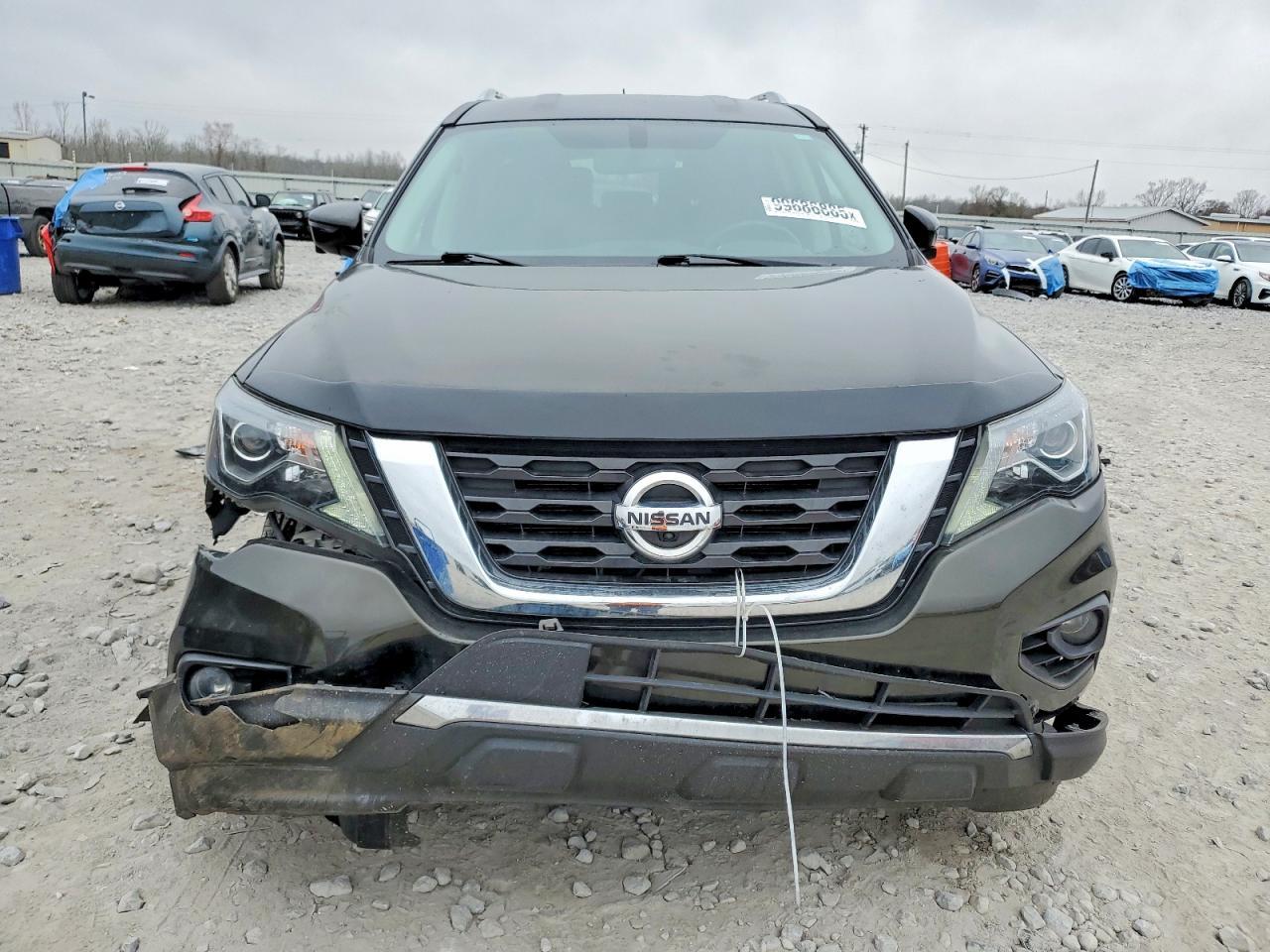 2017 Nissan Pathfinder s