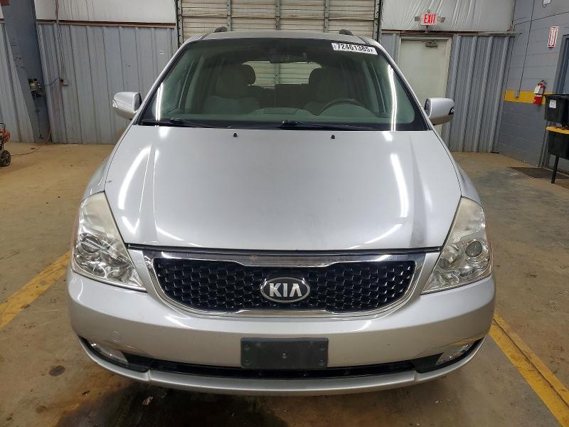 2014 KIA Sedona lx